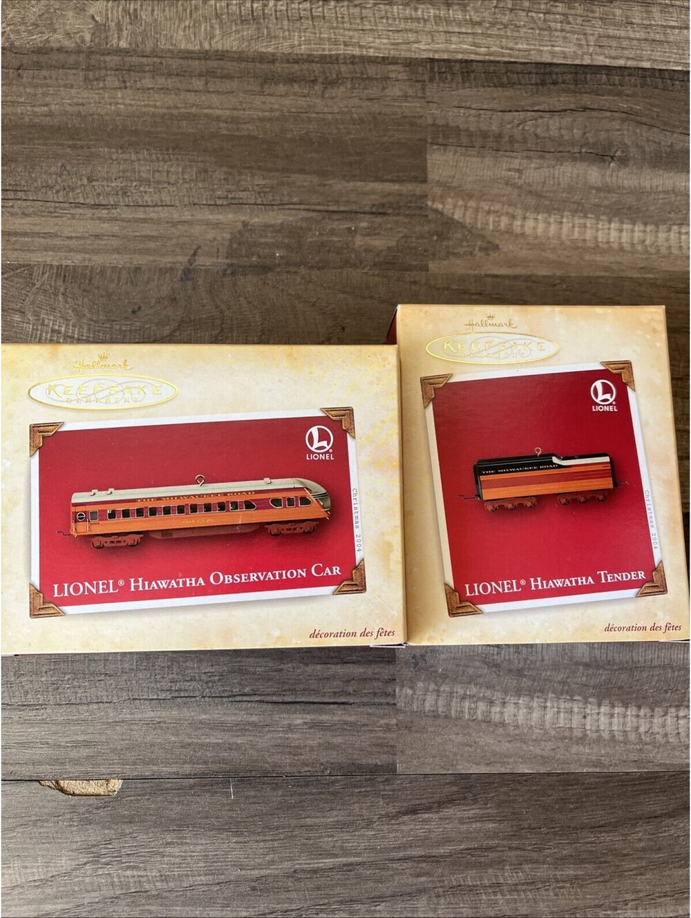 Hallmark Keepsake Christmas Ornament Lionel Hiawatha Tender & Observation Car
